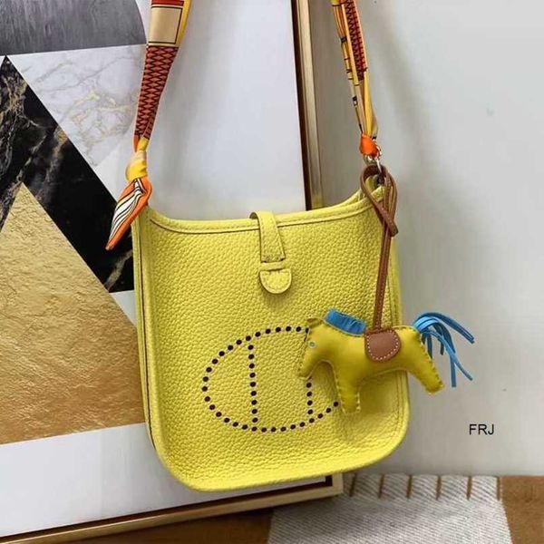 designer bags evelyn herme tote bag 2022 head layer togo leather bucket bag womens lychee pattern hollow out single shoulder crossbody frj p
designer bags evelyn herme tote bag 2022 head layer togo leather bucket bag womens lychee pattern hollow out single shoulder crossbody frj p