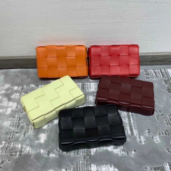 shoulder bag women crossbody bottage venates backpack purse handbags seam leather ladies metal chain classic woven messenger bag luxurys des
shoulder bag women crossbody bottage venates backpack purse handbags seam leather ladies metal chain classic woven messenger bag luxurys des