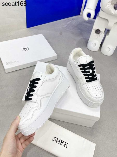 dress shoes smfk designer panda skateboarding shoe black white checker cowhide versatile thick sole fashion cross pattern casual sneakers
dress shoes smfk designer panda skateboarding shoe black white checker cowhide versatile thick sole fashion cross pattern casual sneakers