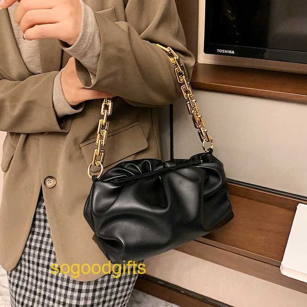 pouch designer bag bottegas handbags women venetas clutch bags french bag 2022 new fashion net red one shoulder underarm women's cloud
pouch designer bag bottegas handbags women venetas clutch bags french bag 2022 new fashion net red one shoulder underarm women's cloud