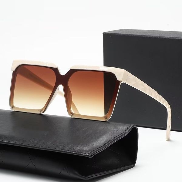 sunglasses popular square shape retro women fashion sunglasses lenses classic metal 1649 popular style goggle with box, White;black
sunglasses popular square shape retro women fashion sunglasses lenses classic metal 1649 popular style goggle with box, White;black