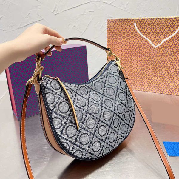 designer luxury women the tote bag fashion versatile handbags shoulder crossbody bags purse tories totes large capacity saddle wallets 7a ji
designer luxury women the tote bag fashion versatile handbags shoulder crossbody bags purse tories totes large capacity saddle wallets 7a ji