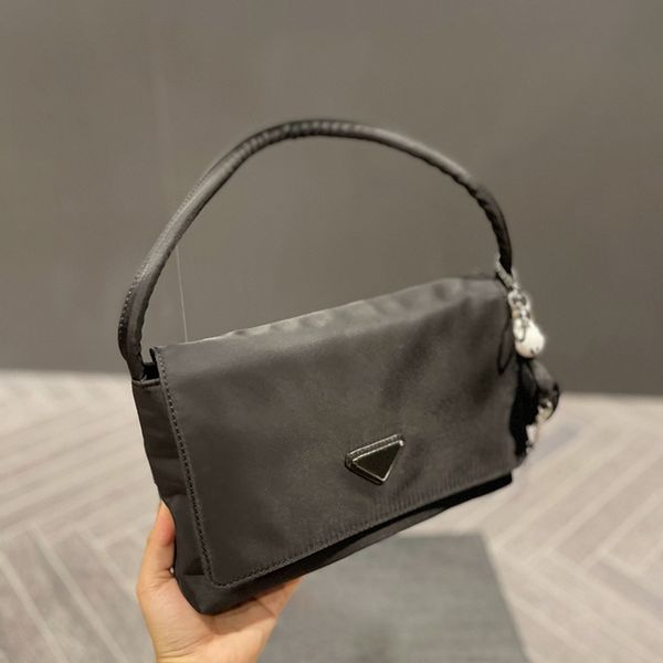 2022 new trend tote crossbody shopping bag designer purses and handbags lady luxury famous brands underarm bag for women
2022 new trend tote crossbody shopping bag designer purses and handbags lady luxury famous brands underarm bag for women