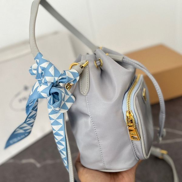 brand backpack woman bag classic black fashion leather travel bags designer buckle tie rope backpacks
brand backpack woman bag classic black fashion leather travel bags designer buckle tie rope backpacks