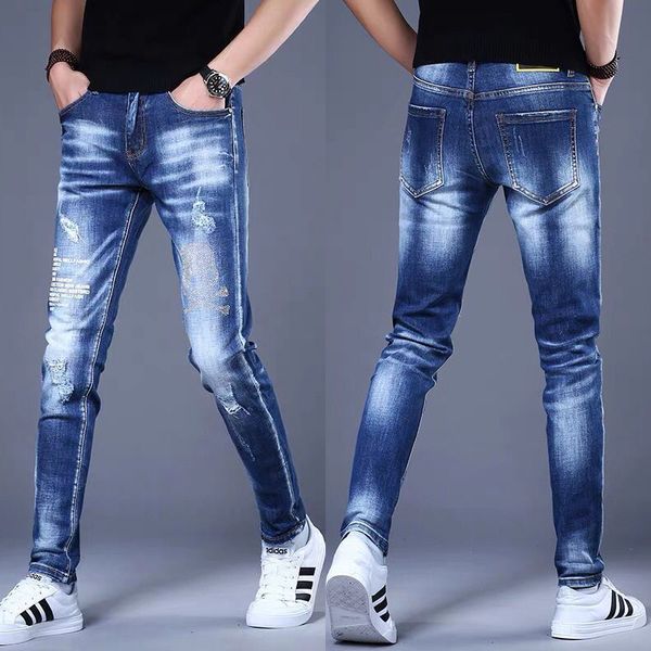 men's jeans mens stretch denim pants skull embroidery light luxury blue ripped scratched slim fit pants 220927
men's jeans mens stretch denim pants skull embroidery light luxury blue ripped scratched slim fit pants 220927