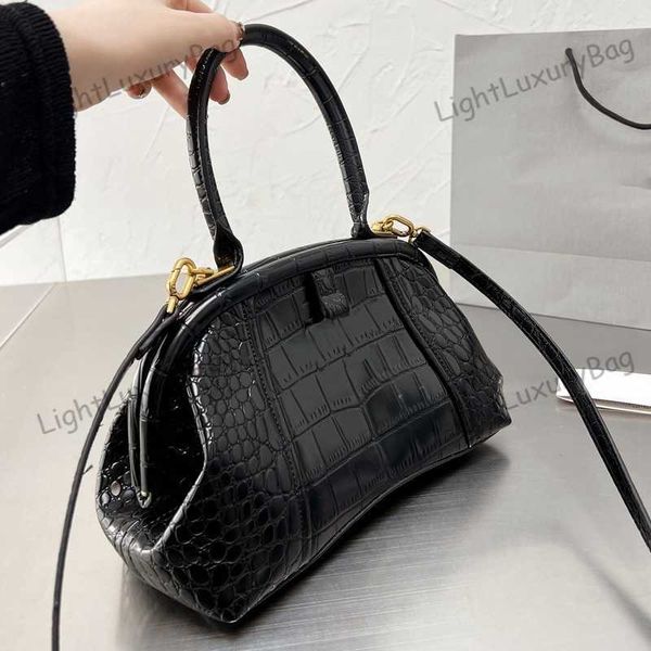 fashion shell bag shoulder designer leather wallet exquisite atmosphere crossbody for women classic famous brand shopping purses 220204
fashion shell bag shoulder designer leather wallet exquisite atmosphere crossbody for women classic famous brand shopping purses 220204