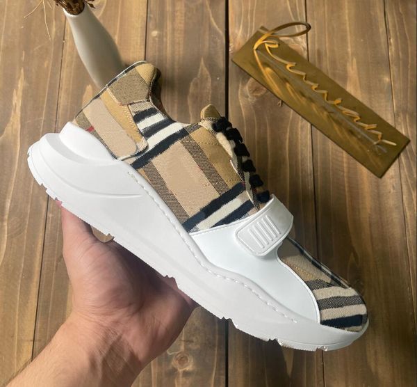 designer shoes sneakers striped vintage sneaker men women platform casual shoes season shades flats trainers brand classic outdoor shoe with
designer shoes sneakers striped vintage sneaker men women platform casual shoes season shades flats trainers brand classic outdoor shoe with