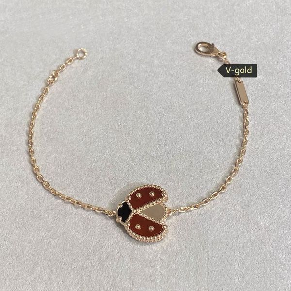 clover bracelet women designer charm bracelets 4/four-leaf-clover rosegold ladybug luxury jewelry with box, Golden;silver
clover bracelet women designer charm bracelets 4/four-leaf-clover rosegold ladybug luxury jewelry with box, Golden;silver