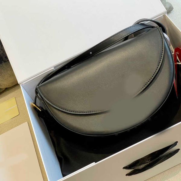 shoulder bags semicircle on the saddle one his portable leather flip small lady handbag luxury handba wallets 220926
shoulder bags semicircle on the saddle one his portable leather flip small lady handbag luxury handba wallets 220926