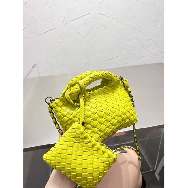 shoulder bag women crossbody bottage venates backpack purse handbags seam leather ladies metal chain classic woven messenger bag luxurys des
shoulder bag women crossbody bottage venates backpack purse handbags seam leather ladies metal chain classic woven messenger bag luxurys des