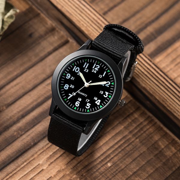 2023 new brand famous watches mens womens watch steel band wrist men sports women a10, Slivery;brown
2023 new brand famous watches mens womens watch steel band wrist men sports women a10, Slivery;brown
