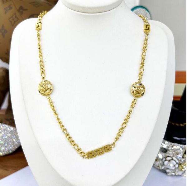 fashion new designed pendants cuba thick chain necklace banshee medusa head portrait 18k gold plated women ladies necklaces designer jewelry, Silver
fashion new designed pendants cuba thick chain necklace banshee medusa head portrait 18k gold plated women ladies necklaces designer jewelry, Silver