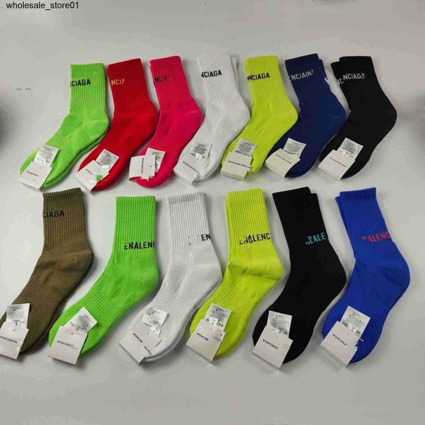 new men's designer socks b letter winter candy bottom fashionable casual sports socks for men women, Black
new men's designer socks b letter winter candy bottom fashionable casual sports socks for men women, Black
