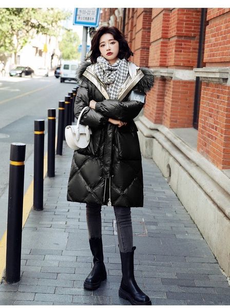 2022 winter bright down jacket women in long paragraph korean version of thickened hooded fur collar jacket, Black
2022 winter bright down jacket women in long paragraph korean version of thickened hooded fur collar jacket, Black