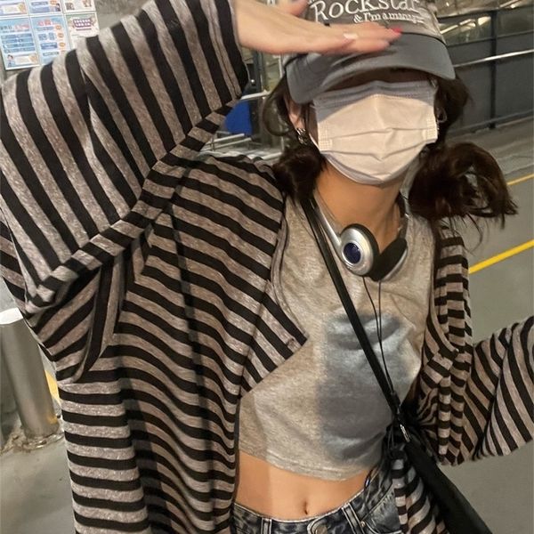 womens knits tees casual longsleeved woman clothes grunge korean fashion harajuku y2k black gray striped cardigan autumn loose 220929, White
womens knits tees casual longsleeved woman clothes grunge korean fashion harajuku y2k black gray striped cardigan autumn loose 220929, White