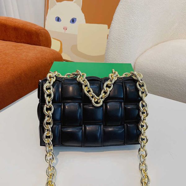 designer shoulder bags woman handbags women woven bag luxury leather big thick chain handbag crossbody bags purses beach bag 220929
designer shoulder bags woman handbags women woven bag luxury leather big thick chain handbag crossbody bags purses beach bag 220929