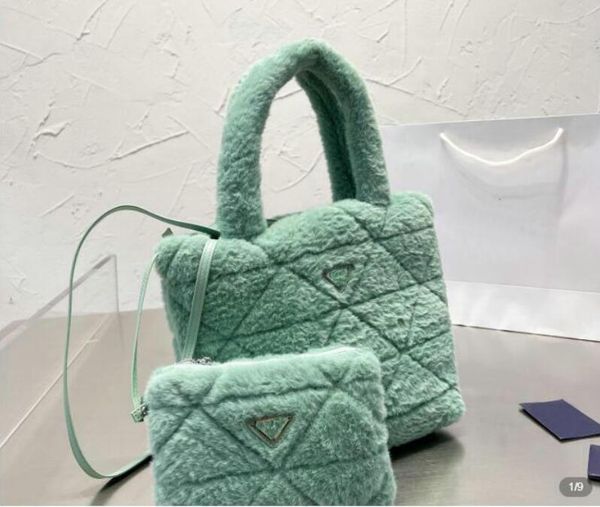 women large capacity tote handbags fineness wool bags brand winter fur fine strap composite shoulder bags solid plush classic designer purse
women large capacity tote handbags fineness wool bags brand winter fur fine strap composite shoulder bags solid plush classic designer purse