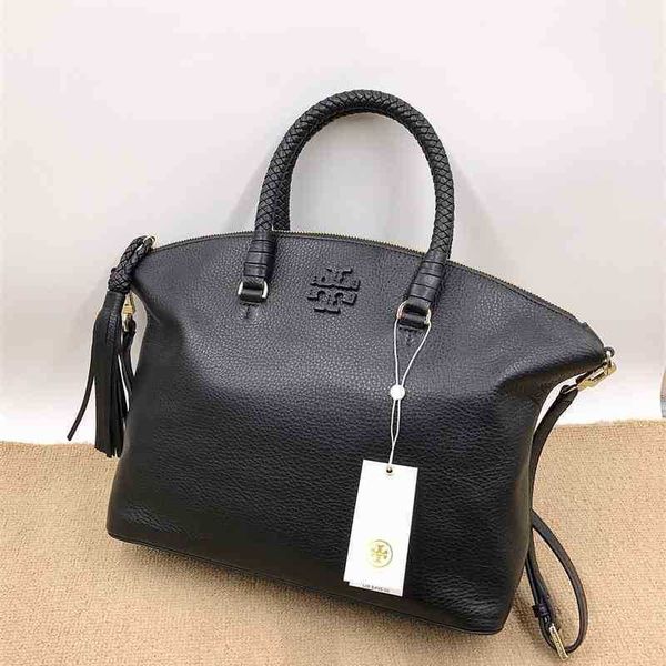 burchs designer cowhide torys handbags wrist 2022 knitting dumpling one slant cross portable leisure women's bag shoulder crossbody bag
burchs designer cowhide torys handbags wrist 2022 knitting dumpling one slant cross portable leisure women's bag shoulder crossbody bag