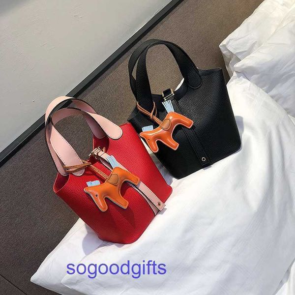 women's designer bags genuine leather picotin lock herme handbags tote bag bag women's new korean style handheld bucket
women's designer bags genuine leather picotin lock herme handbags tote bag bag women's new korean style handheld bucket
