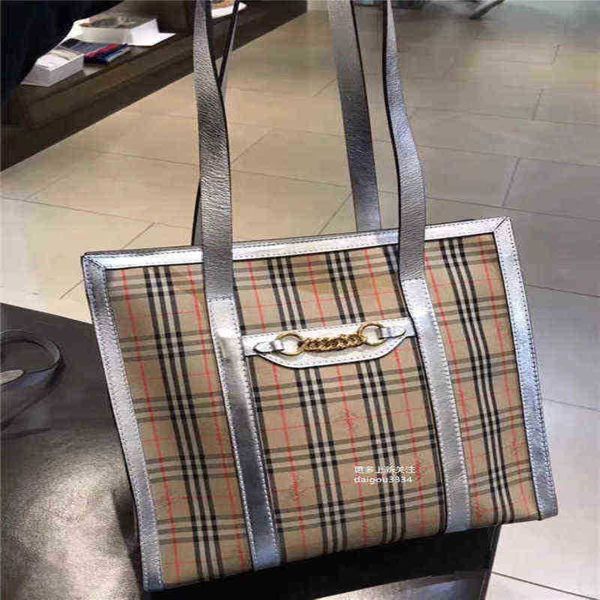 burbrerys crossbody handbags bags burbrery onthego tote luxuries designers women bag purses totes designer woman handbag shoulder wallet par
burbrerys crossbody handbags bags burbrery onthego tote luxuries designers women bag purses totes designer woman handbag shoulder wallet par