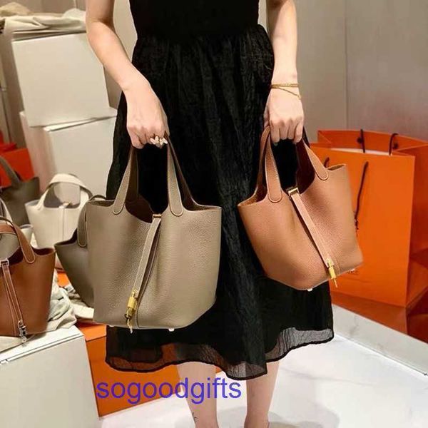 women's designer bags genuine leather picotin lock herme handbags tote bag vegetable basket women's bag togo bucket layer leather
women's designer bags genuine leather picotin lock herme handbags tote bag vegetable basket women's bag togo bucket layer leather