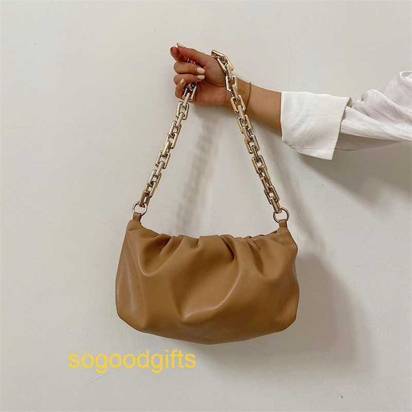 botte pouch designer bag botte handbags women veneclutch bags guangzhou women's bag 2022 new armpit bag acrylic thick chain shoulder sm
botte pouch designer bag botte handbags women veneclutch bags guangzhou women's bag 2022 new armpit bag acrylic thick chain shoulder sm