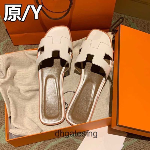 2022 women oasis sandal designer hermse oran sandals slippers h wear summer diamond flat h-type leather beach, Black
2022 women oasis sandal designer hermse oran sandals slippers h wear summer diamond flat h-type leather beach, Black
