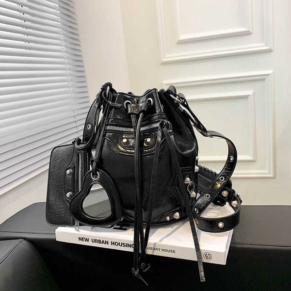 designer bag designer balenicagas bags heavy industry locomotive fashion rivet punk style shoulder crossbody o2zx balencaigaity 0efi
designer bag designer balenicagas bags heavy industry locomotive fashion rivet punk style shoulder crossbody o2zx balencaigaity 0efi