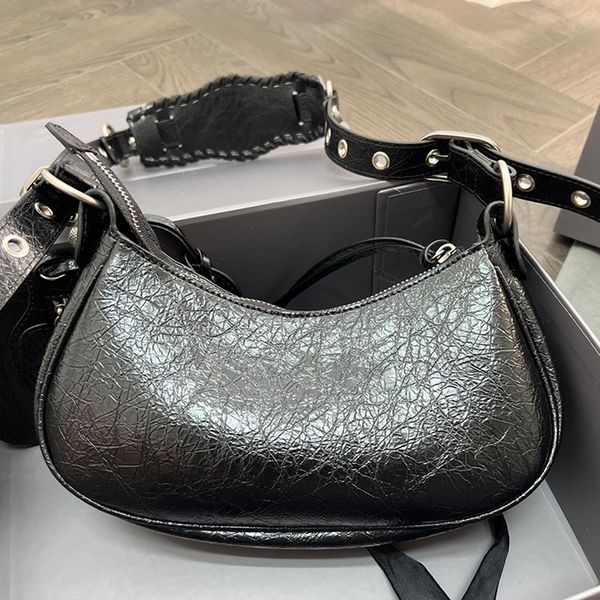 designer handbags luxury designers motorcycle bag crossbody bags women shoulder bag handbag womens fashion classic solid color purses 230321
designer handbags luxury designers motorcycle bag crossbody bags women shoulder bag handbag womens fashion classic solid color purses 230321