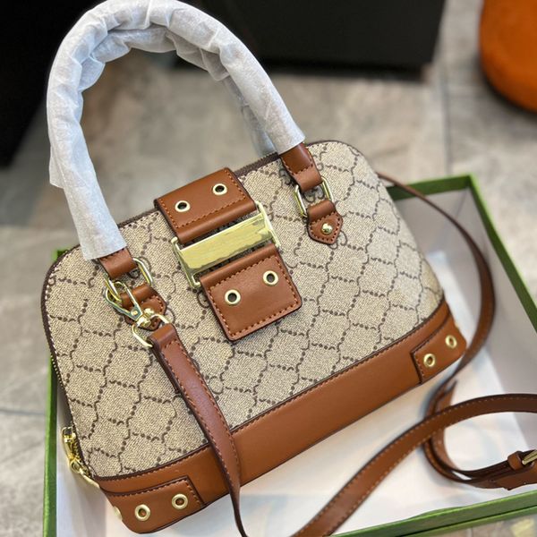 luxury brand shoulder bags alma bb 25cm fashion women shoulder bags chain messenger bag leather handbags shell purse cosmetic crossbody bags
luxury brand shoulder bags alma bb 25cm fashion women shoulder bags chain messenger bag leather handbags shell purse cosmetic crossbody bags
