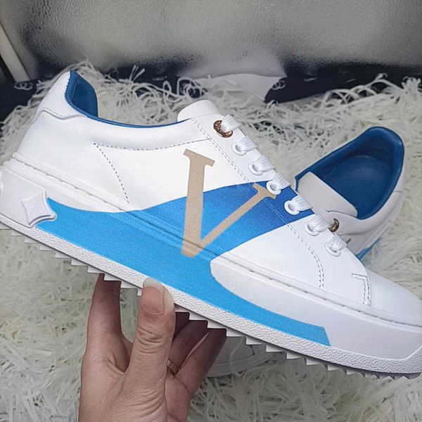 roller shoes time out designer shoes genuine leather women shoe fashion sneakers size 35-41 model hy7011
roller shoes time out designer shoes genuine leather women shoe fashion sneakers size 35-41 model hy7011