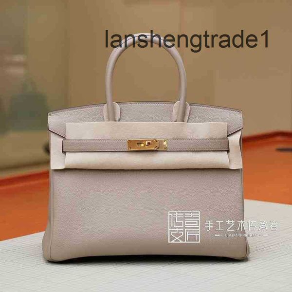 2023 handbags pure designer bags manual wax thread sewing bag togo calf turtledove grey gold buckle bk30cm herme ha 3nb3 08zf
2023 handbags pure designer bags manual wax thread sewing bag togo calf turtledove grey gold buckle bk30cm herme ha 3nb3 08zf