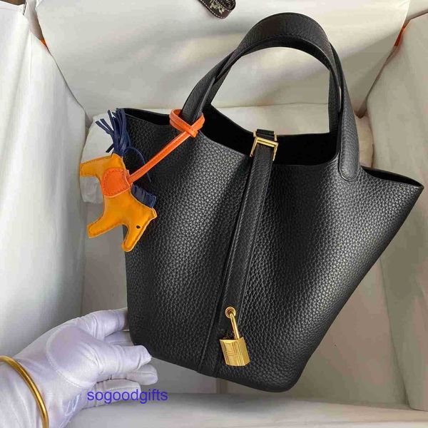 h handbag women's designer bags genuine leather picotn lock handbags tote bag 2023 new vegetable basket bag leather bucket h1b5 pn 73c5
h handbag women's designer bags genuine leather picotn lock handbags tote bag 2023 new vegetable basket bag leather bucket h1b5 pn 73c5