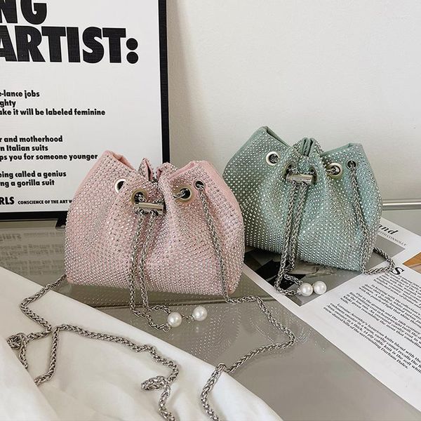 evening bags fashion shining crystal women bag wedding party handbags silver color chain drawstring bucket lady small daily
evening bags fashion shining crystal women bag wedding party handbags silver color chain drawstring bucket lady small daily