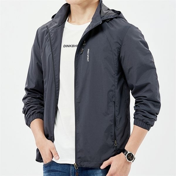 mens jackets men outdoor hiking jackets waterproof hooded windbreaker jacket coats men spring autumn tactics military jackets male m5xl 2209, Black;brown
mens jackets men outdoor hiking jackets waterproof hooded windbreaker jacket coats men spring autumn tactics military jackets male m5xl 2209, Black;brown