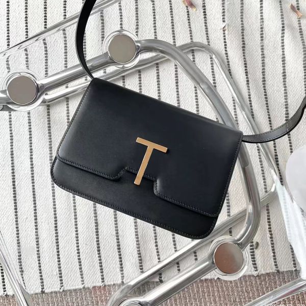 bag burbrery designer luxurys brand tb lock tote shoulder small genuine leather clutch classic embossing famous plaid stripes women's m
bag burbrery designer luxurys brand tb lock tote shoulder small genuine leather clutch classic embossing famous plaid stripes women's m
