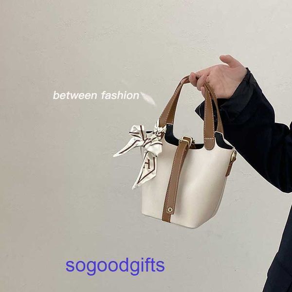 hermed handbag women's designer bags genuine leather picotin lock herme handbags tote bag french m rity handbag female summer 2023 new
hermed handbag women's designer bags genuine leather picotin lock herme handbags tote bag french m rity handbag female summer 2023 new