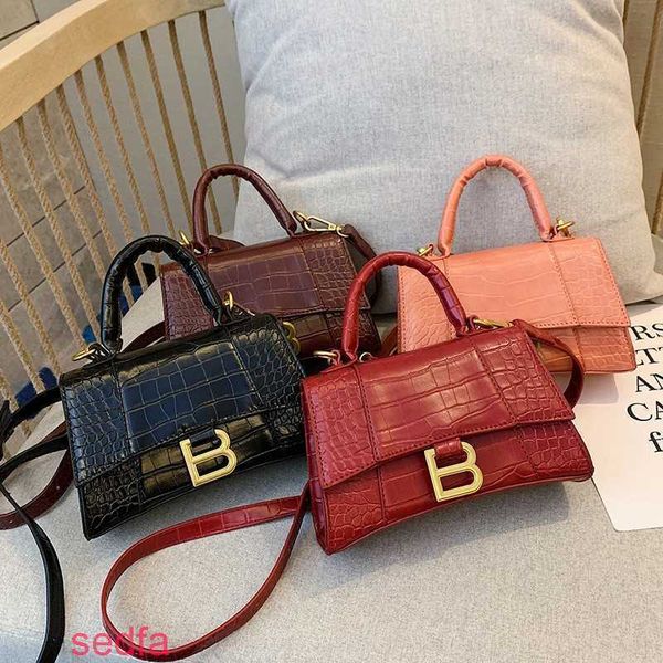 luxury designer handbags balencigas's hourglass bags ladies shoulder crossbody net red hourglass bag crocodile pattern p
luxury designer handbags balencigas's hourglass bags ladies shoulder crossbody net red hourglass bag crocodile pattern p