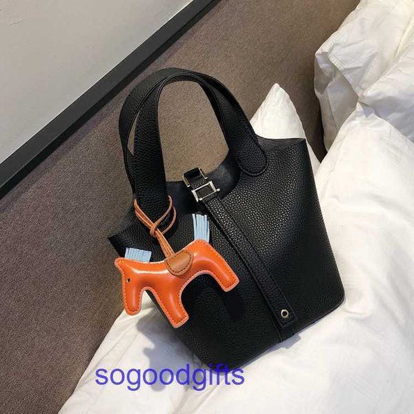 women's designer bags genuine leather picotin lock herme handbags tote bag 2022 new bag women's south korean versatile bucket hand
women's designer bags genuine leather picotin lock herme handbags tote bag 2022 new bag women's south korean versatile bucket hand