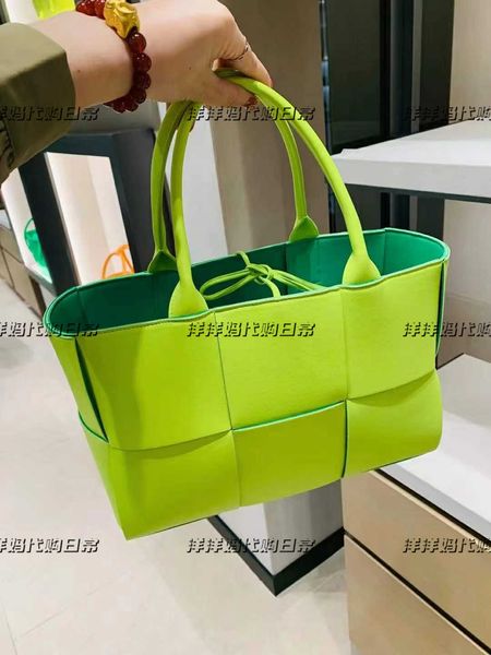designer bags luxury bottegas bag venetas handbag mini tote bag woven six grid shopping handbag woven venetas cloud handbag knotted horn jod
designer bags luxury bottegas bag venetas handbag mini tote bag woven six grid shopping handbag woven venetas cloud handbag knotted horn jod