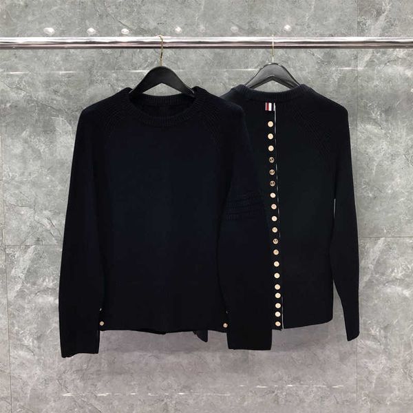 2022 fashion brand tb sweaters men slim o-neck pullovers clothing buttons on back wool solid autumn winter casual coat, White;black
2022 fashion brand tb sweaters men slim o-neck pullovers clothing buttons on back wool solid autumn winter casual coat, White;black