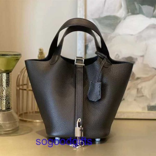 women's designer bags genuine leather picotin lock herme handbags tote bag 2022 new vegetable basket bucket bag buckle women's 081
women's designer bags genuine leather picotin lock herme handbags tote bag 2022 new vegetable basket bucket bag buckle women's 081
