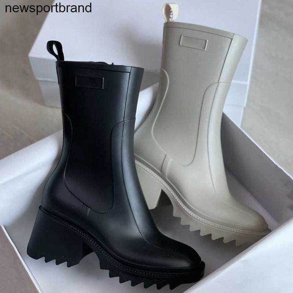 women betty boots tall rain boot welly shoes high heels pvc rubber beeled platform knee-high black waterproof outdoor rainshoes
women betty boots tall rain boot welly shoes high heels pvc rubber beeled platform knee-high black waterproof outdoor rainshoes