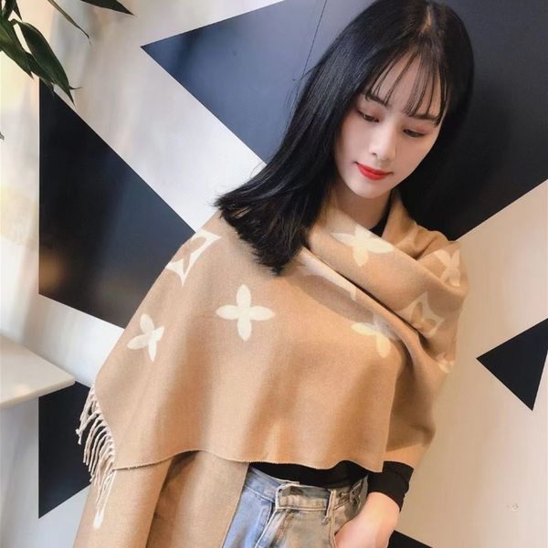 Echarpe echarpe Scarf Designer Scarf Winter Women Soft Cashmere Scarves for Lady Sciarpa Echarpe Schal Shawls Wrap Blanket Bandana Tassel Fringe
Echarpe echarpe Scarf Designer Scarf Winter Women Soft Cashmere Scarves for Lady Sciarpa Echarpe Schal Shawls Wrap Blanket Bandana Tassel Fringe