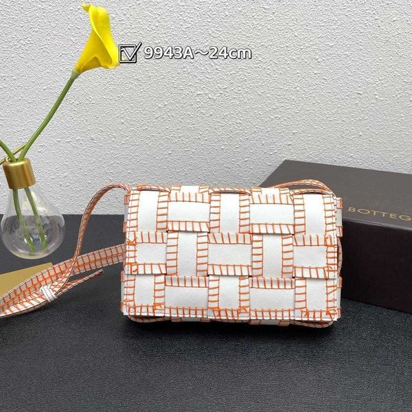 shoulder bag women crossbody bottage venates backpack purse handbags seam leather ladies metal chain classic woven messenger bag luxurys des
shoulder bag women crossbody bottage venates backpack purse handbags seam leather ladies metal chain classic woven messenger bag luxurys des