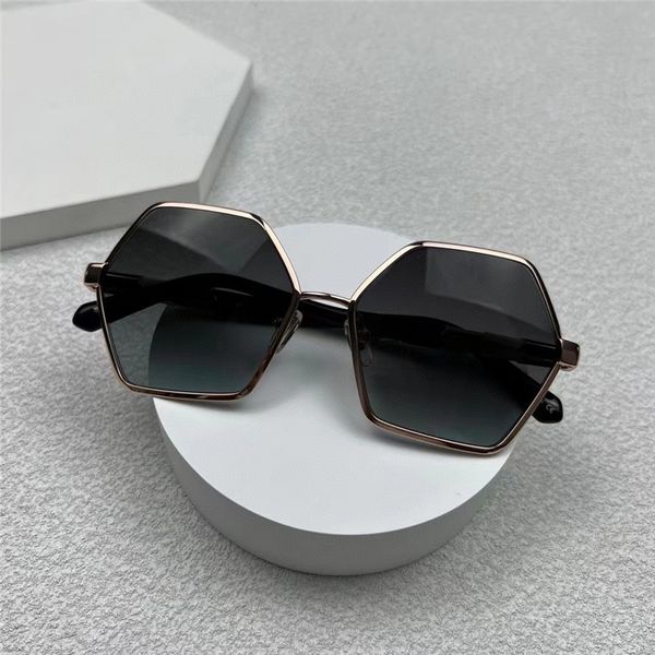 summer sunglasses for men and women 6163 style anti-ultraviolet retro plate full frame glasses random box, White;black
summer sunglasses for men and women 6163 style anti-ultraviolet retro plate full frame glasses random box, White;black