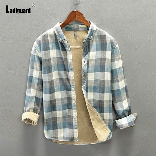 mens jackets ladiguard plus size men fashion thick plush shirts blusas winter velvet blouse lepal collar model plaid male outerwear 220929, Black;brown
mens jackets ladiguard plus size men fashion thick plush shirts blusas winter velvet blouse lepal collar model plaid male outerwear 220929, Black;brown