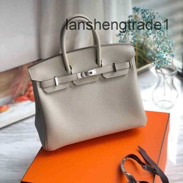 luxurys designer herme women handbags litchi 2022 grain head layer leather fashion women's single shoulder han ya2d 2bsx
luxurys designer herme women handbags litchi 2022 grain head layer leather fashion women's single shoulder han ya2d 2bsx