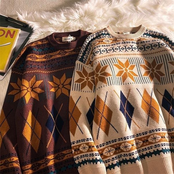 men's sweaters houzhou pullovers vintage retro christmas sweater couple men's knitted sweater winter warm casual korean streetwear, White;black
men's sweaters houzhou pullovers vintage retro christmas sweater couple men's knitted sweater winter warm casual korean streetwear, White;black