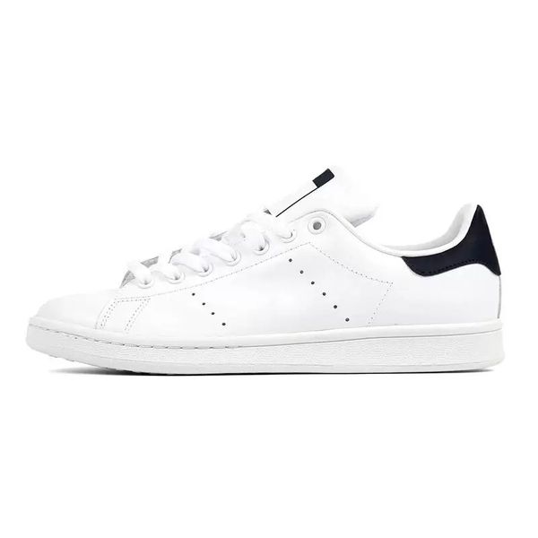 2022 men women casual shoes breathable sneakers mens trainers flat sneakers jogging walking, Black
2022 men women casual shoes breathable sneakers mens trainers flat sneakers jogging walking, Black
